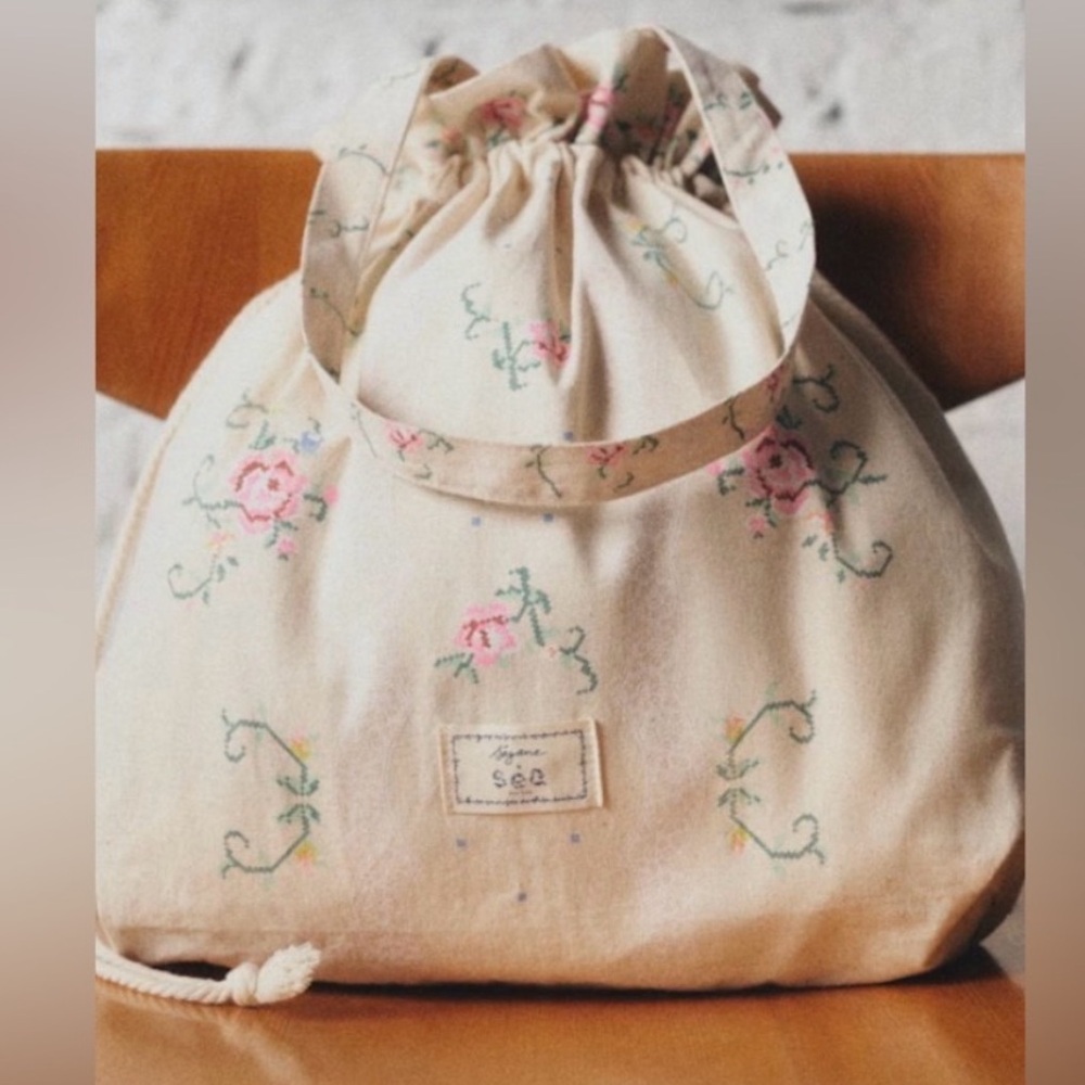 New Adorable Sézane & NY Sea Limited Edition Sea NY Floral Embroidered Tote